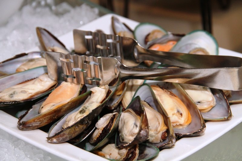 Seafood Night at Mosaic